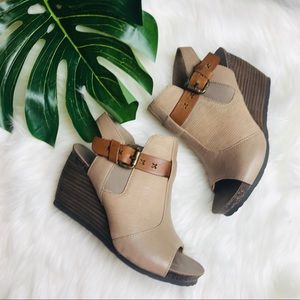OTBT Arcadian slingback pecan open toe wedge